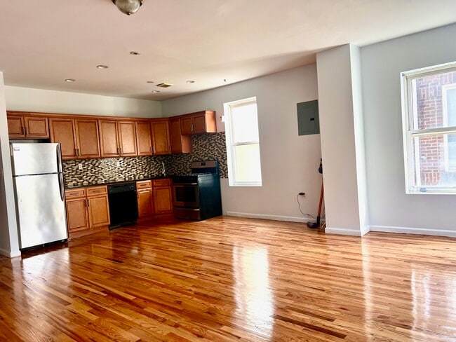 2408 Beverley Rd, Unit #2 in Brooklyn, NY - Foto de edificio - Building Photo