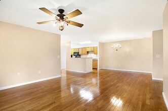 233 Legends Creek Pl in Indianapolis, IN - Building Photo - Building Photo