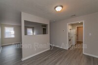 1546 Hamilton Dr photo'