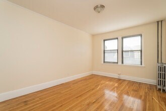 129 Highland Ave in Somerville, MA - Building Photo - Building Photo