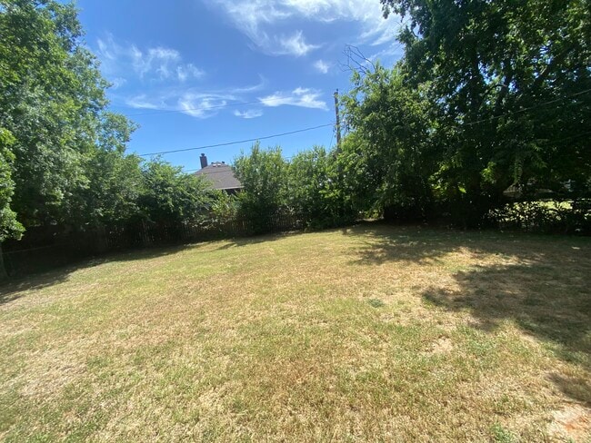 616 S Willow St in Mansfield, TX - Building Photo - Building Photo