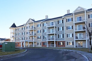 51R Country Village Ln NW in Calgary, AB - Building Photo