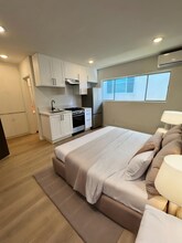 Primetime Brentwood in Los Angeles, CA - Foto de edificio - Interior Photo