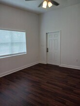 495 NW 132nd St in North Miami, FL - Building Photo - Building Photo