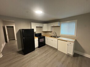 1926 E Adams St in Indianapolis, IN - Building Photo - Building Photo