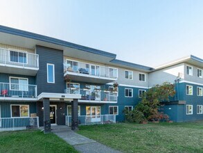 Pine Glen Apartments in Prince George, BC - Building Photo - Building Photo