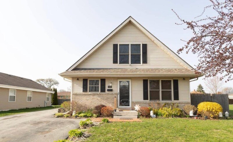 3326 E Adams Ave in Cudahy, WI - Building Photo