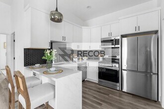 2722 Nye St in San Diego, CA - Building Photo - Building Photo