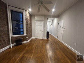 East 18th Street in New York, NY - Building Photo