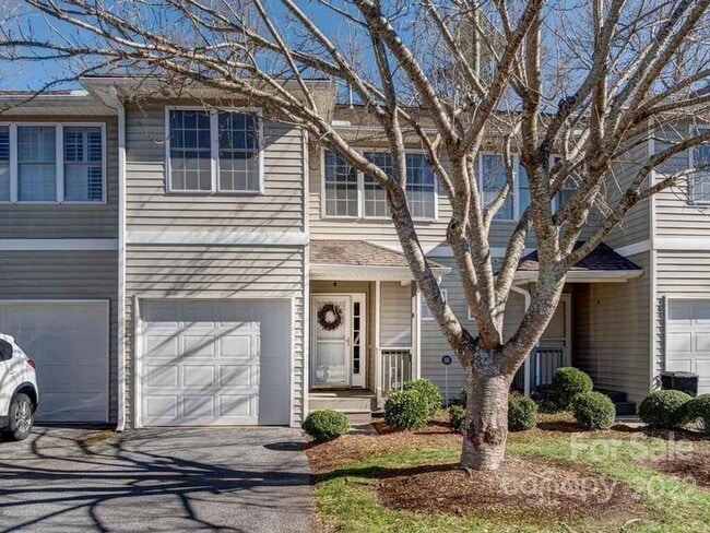 property at 165 Farm Ln