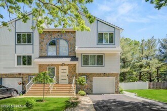 85 Lone Star Ln in Englishtown, NJ - Building Photo - Building Photo