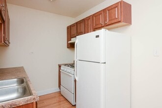 2600 N Kimball Ave in Chicago, IL - Building Photo - Building Photo