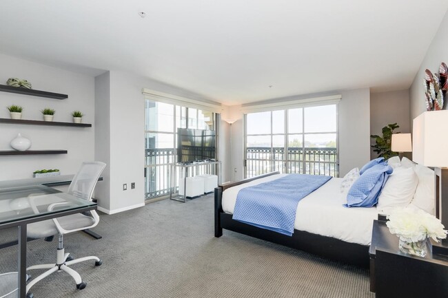 334 Santana Row in San Jose, CA - Building Photo - Building Photo