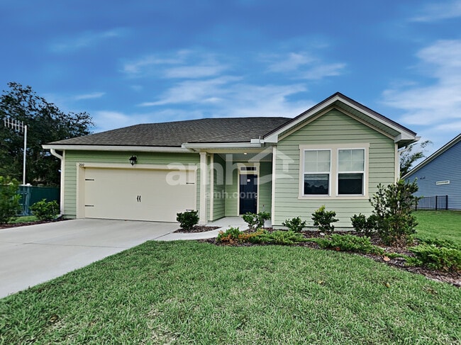 105 Moultrie Crossing Ln