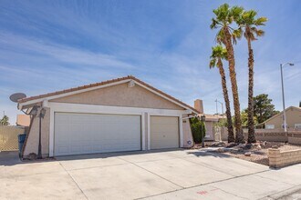 6361 O'Bannon Dr in Las Vegas, NV - Building Photo - Building Photo