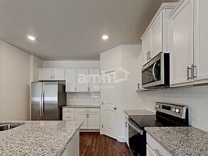 12405 83rd Ave E in South Hill, WA - Building Photo - Building Photo