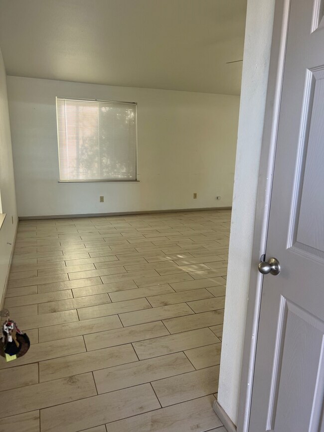 206 S Byrd St in Crane, TX - Building Photo - Building Photo