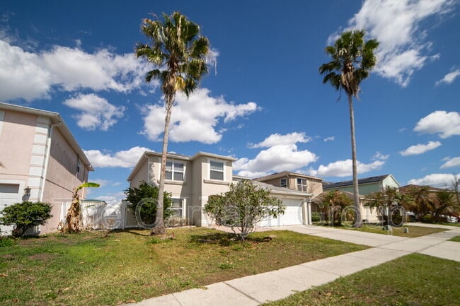 1215 Kempton Chase Pkwy in Orlando, FL - Building Photo - Building Photo