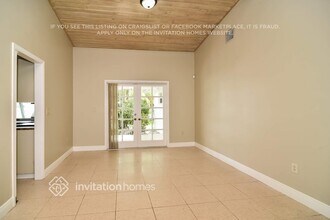 14655 SW 139th Ct in Miami, FL - Foto de edificio - Building Photo