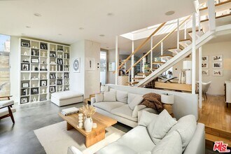 844 California Ave in Los Angeles, CA - Building Photo - Building Photo