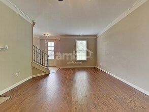 4957 Shira Dr in Arlington, TN - Foto de edificio - Building Photo