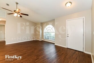18557 Wisteria Rd in Ft. Myers, FL - Building Photo - Building Photo