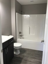 1003 Mack Ln in New Ulm, MN - Building Photo - Building Photo