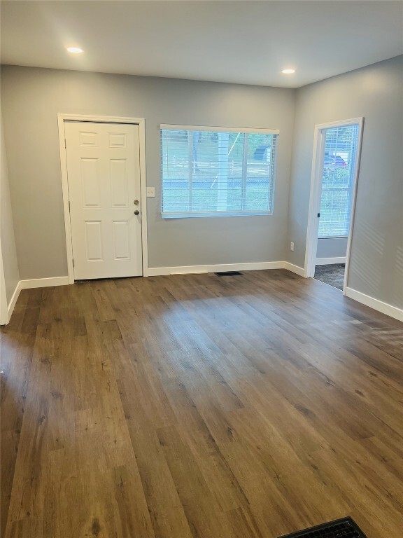 2214 N Benton Ave in St. Charles, MO - Building Photo - Building Photo