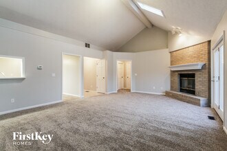 6116 Buck Blvd in Indianapolis, IN - Foto de edificio - Building Photo