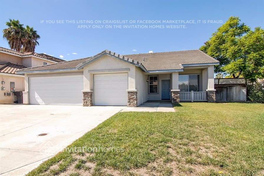 8935 Niagara Ct in Riverside, CA - Building Photo
