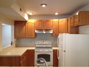 606 13th St in Virginia Beach, VA - Building Photo - Building Photo