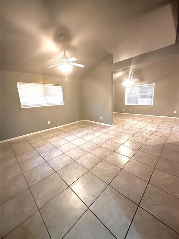 3918 Dalmatian Dr in Houston, TX - Building Photo - Building Photo
