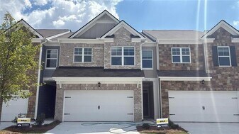 2625 Poppy Ct in Buford, GA - Building Photo