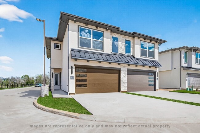 10719 Mason Rd in Richmond, TX - Foto de edificio - Building Photo