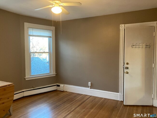 192 Foster St in New Haven, CT - Building Photo - Building Photo