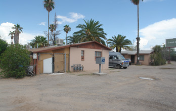 3250 N Stone Ave in Tucson, AZ - Foto de edificio - Building Photo