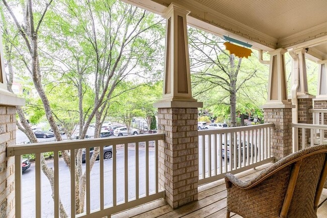 property at 827 Charles Bank Ave SE