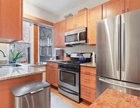 18 Garden St, Unit 18-3 in Boston, MA - Foto de edificio - Building Photo