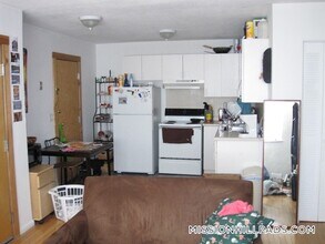 226 Parker Hill Ave, Unit 6 in Boston, MA - Foto de edificio - Building Photo