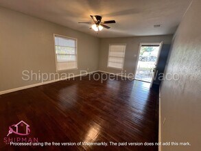 3917 Maple Ave in Waco, TX - Building Photo - Building Photo