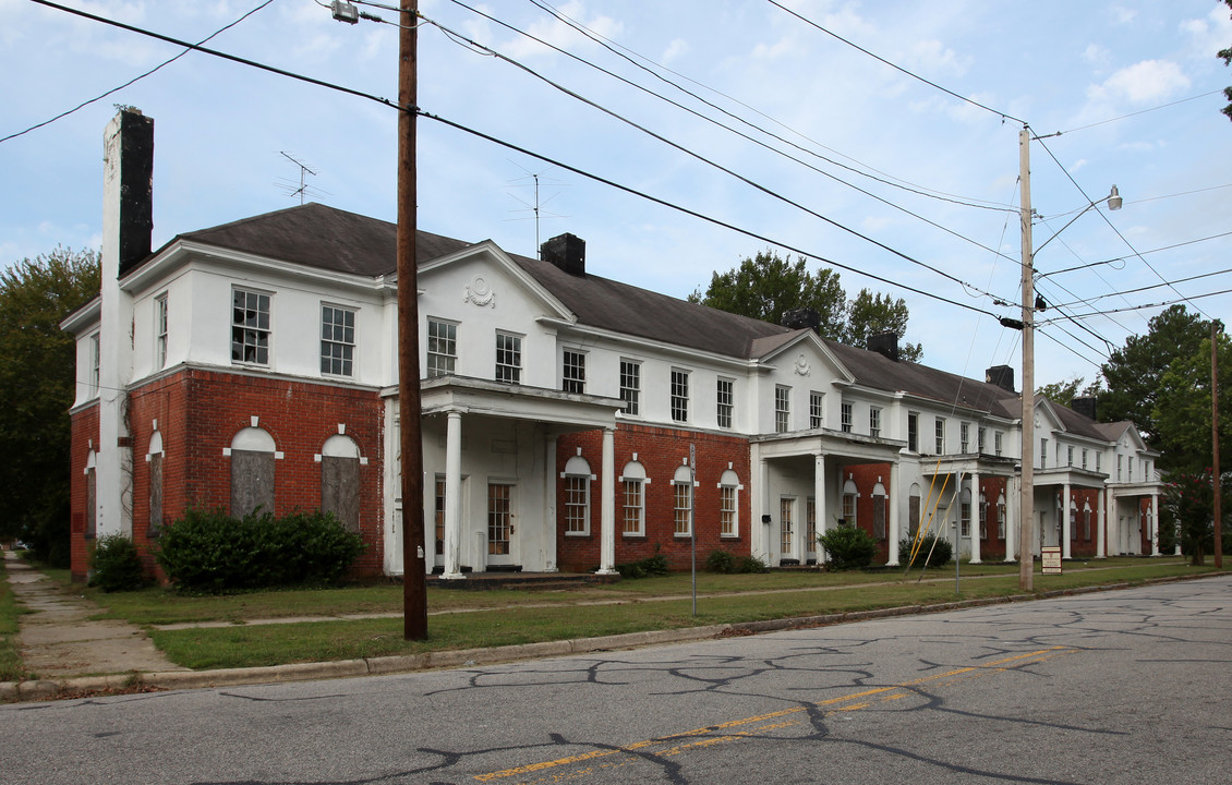 The Anderson Apartments in Wilson, NC - Building Photo