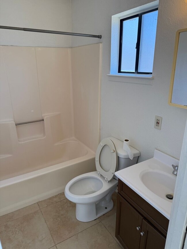 1116 Plain St in Las Cruces, NM - Building Photo - Building Photo