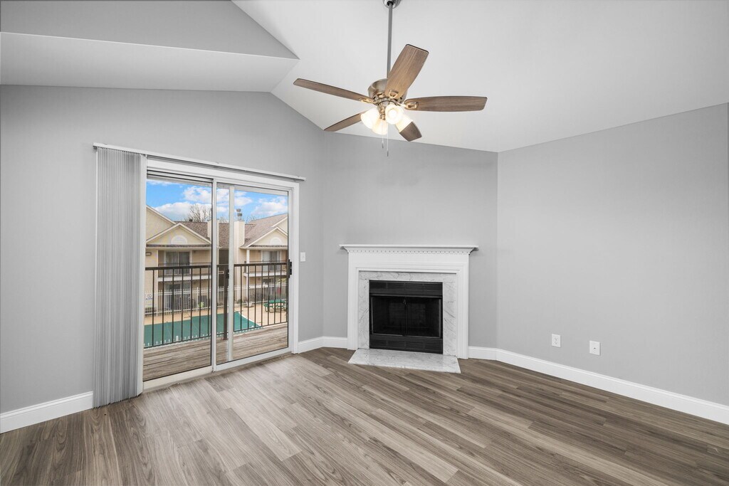 Kings Gate Apartments in Kirkwood, MO