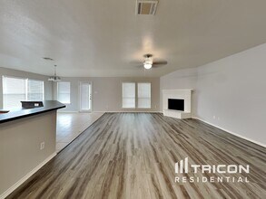 739 Lentisco Dr in Lancaster, TX - Building Photo - Building Photo