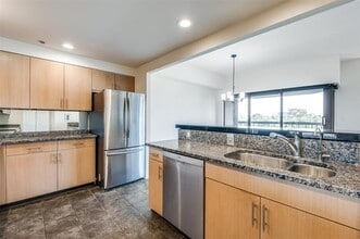 3030 McKinney Ave in Dallas, TX - Building Photo - Building Photo