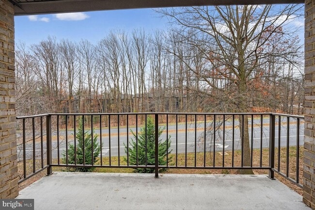 2063 Royal Fern Ct, Unit 39/21B in Reston, VA - Building Photo - Building Photo