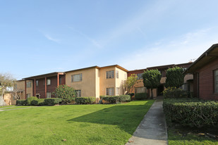 542-568 S Venice Blvd Apartments