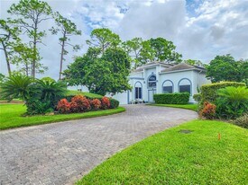 1 Bay Pointe Dr in Ormond Beach, FL - Building Photo