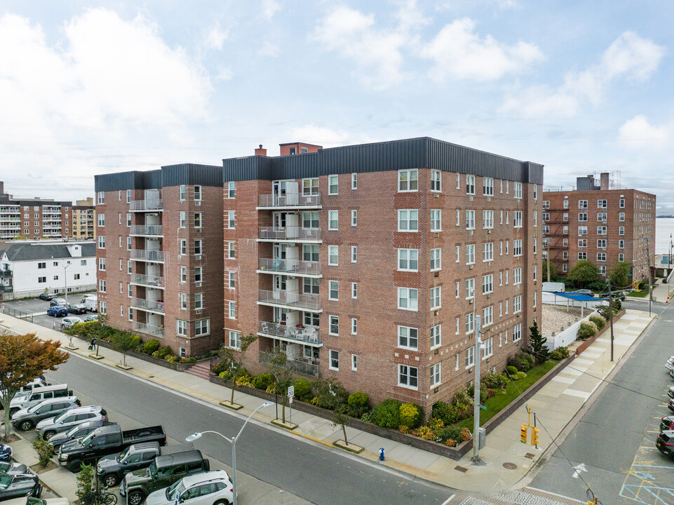 Seward Park Cooperative in Long Beach, NY - Building Photo