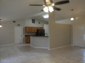 394 Mott St SW in Palm Bay, FL - Building Photo - Building Photo